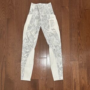 lululemon athletica Breeze Dot Gray and White Leggings Size 2